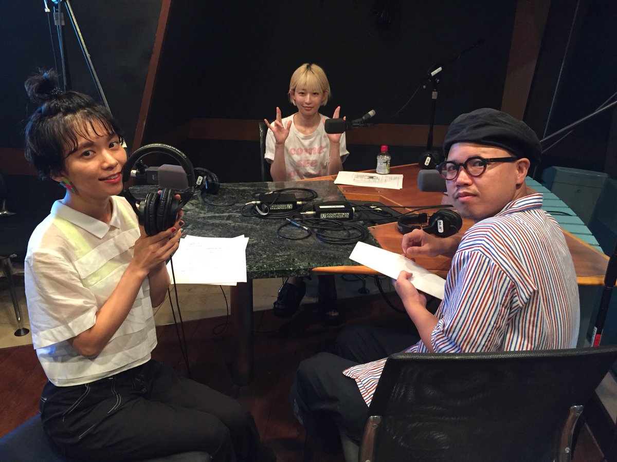 RRBW_JFN's tweet photo. ＜Awesome City Club（@CcAwesome）＞は、久々のコーナー『ACCの表現の世界！』📝
夏の終わりに「センチメンタルあいうえお作文」に挑戦🌆
#ACC #AwesomeCityClub #RRBW_JFN https://t.co/4qIwYWyLNc