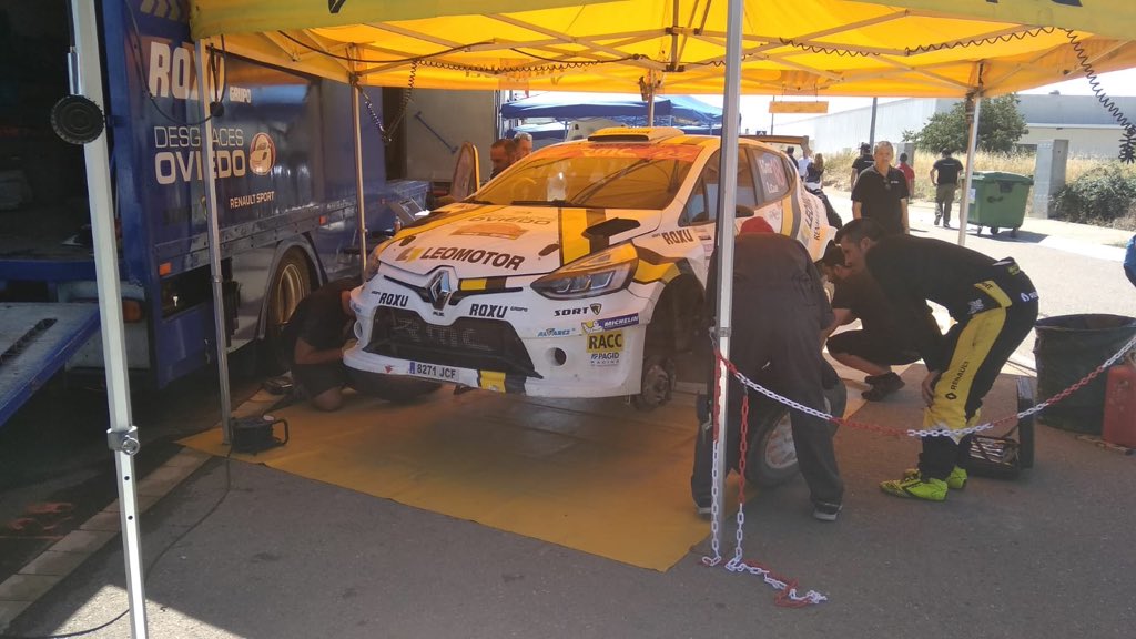 RMCMotorsport's tweet photo. Ecuador del Rallye de Cervera. Alonso y @jorge_dcv pujan por meterse en el podium y la Copa N5 RMC Motorsport es liderada por @efren_llarena https://t.co/eduyy84Ne3