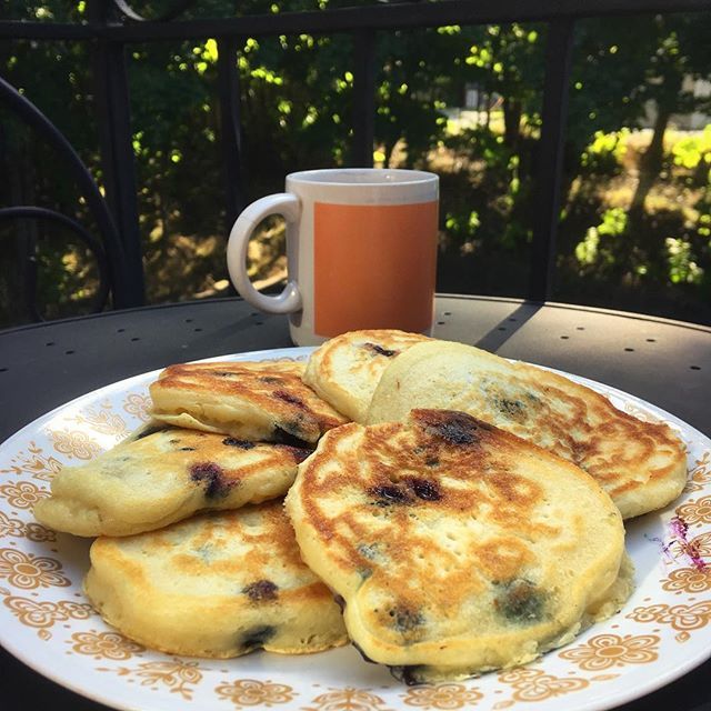 JoelDuggan's tweet photo. *Boop*
-
#PANCAKES #FoodDrivenHuman #SaturdayBrunch #Blueberries #NovaScotiaBlueberries #HighBush #ValleyBlueberries #Coffee https://t.co/o0DgcpLHH0 https://t.co/epwRHfHaVf
