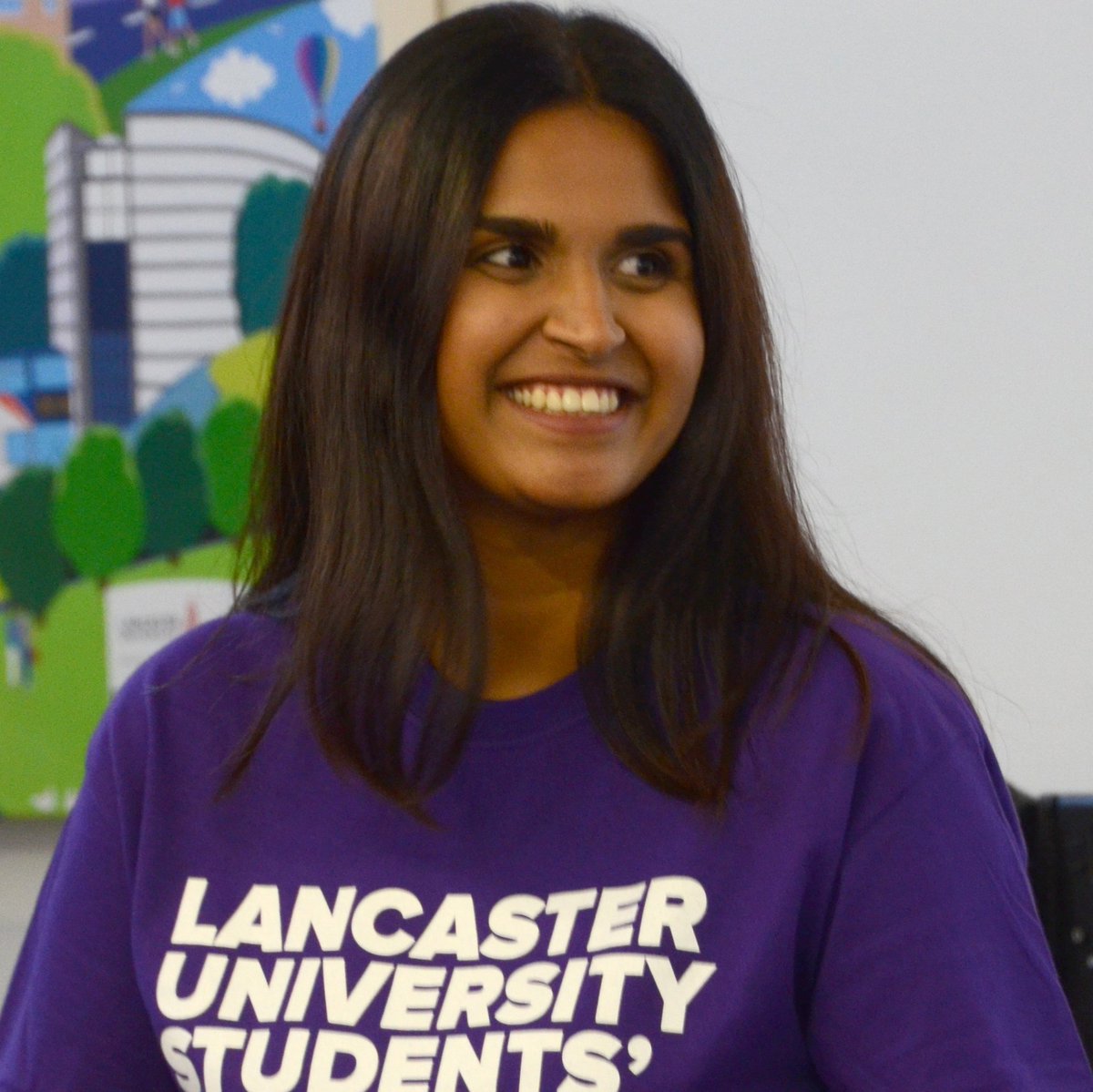 LancasterSU's tweet photo. On campus for the @LancasterUni open day? Check out our gallery of photos! #destinationlancaster https://t.co/EHTeaTR5yy https://t.co/cg5T5q3IEb