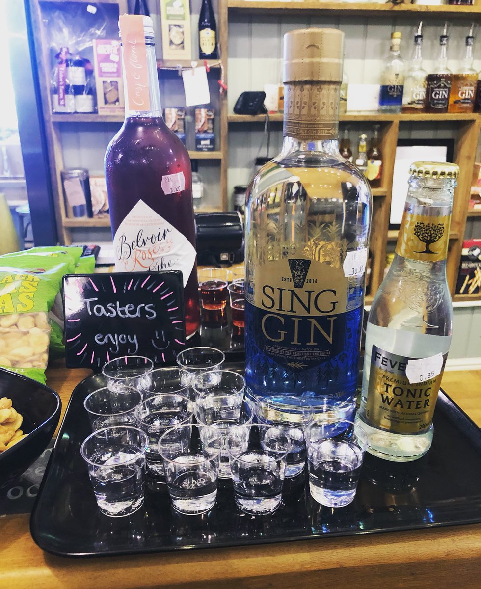 FarmShop1's tweet photo. We are proud new stockists of @SingGinUK . Not only does it taste amazing, it is made in Yorkshire too!! Come and sample it this weekend - you won’t be disappointed 🍸🥂🍻🥃🍷 #gin #yorkshire #samples #singgin #shoplocal https://t.co/PTR3DzWjQU