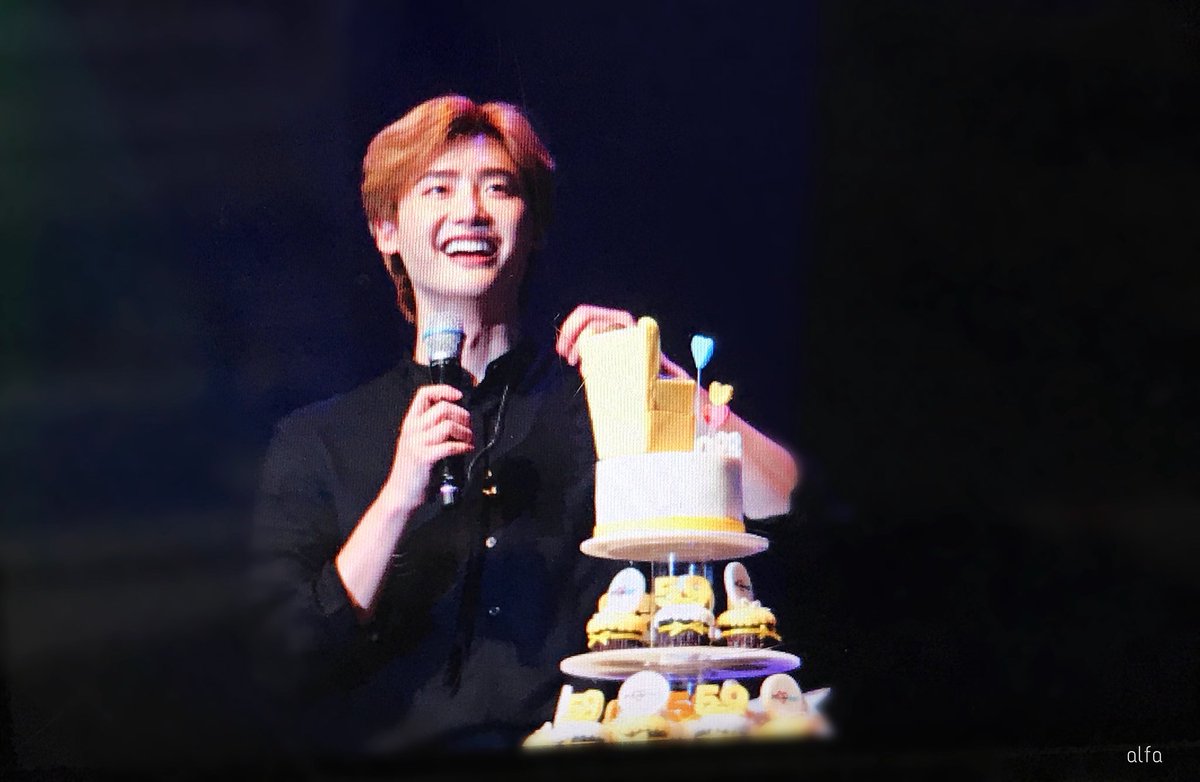 alfa09140's tweet photo. 180901 #이종석 Pit-A-Pat 프리뷰
많이 못 찍고 날려서 몇 개만 건진 ㅠ.ㅠ..
오늘은 더욱 더 특별한 날이었고 고마움은 말로 이루지 못 해 사랑해 종석.. 우리에게 늘 말해주듯 나도 항상 이종석이 행복하길 바라 ✨✨ 덕분에 오늘도 행복한 하루였어 똑같은 마음이길! https://t.co/Leou5s3RpC