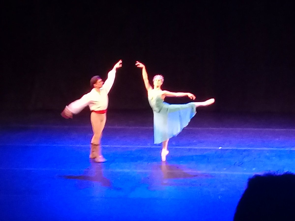 AdanMartu's tweet photo. La mejor bailarina del mundo también es argentina!! @MNunezOfficial https://t.co/G687jFr8ET