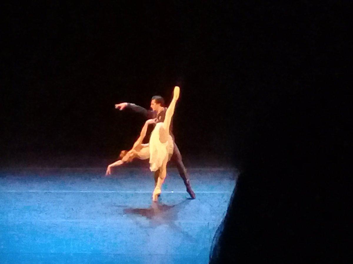 AdanMartu's tweet photo. La mejor bailarina del mundo también es argentina!! @MNunezOfficial https://t.co/G687jFr8ET