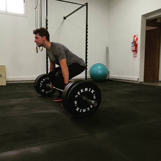 unaguicabral's tweet photo. Sos la suma de tus entrenamientos

#DEADLIFT #fitness #gym #gymtime #gymmotivation#fit #entrenamientofuncional #sport #traning #calistenia #focusfitness #weithlifting https://t.co/MV62GVKp15 https://t.co/7ZlyIEcnAf