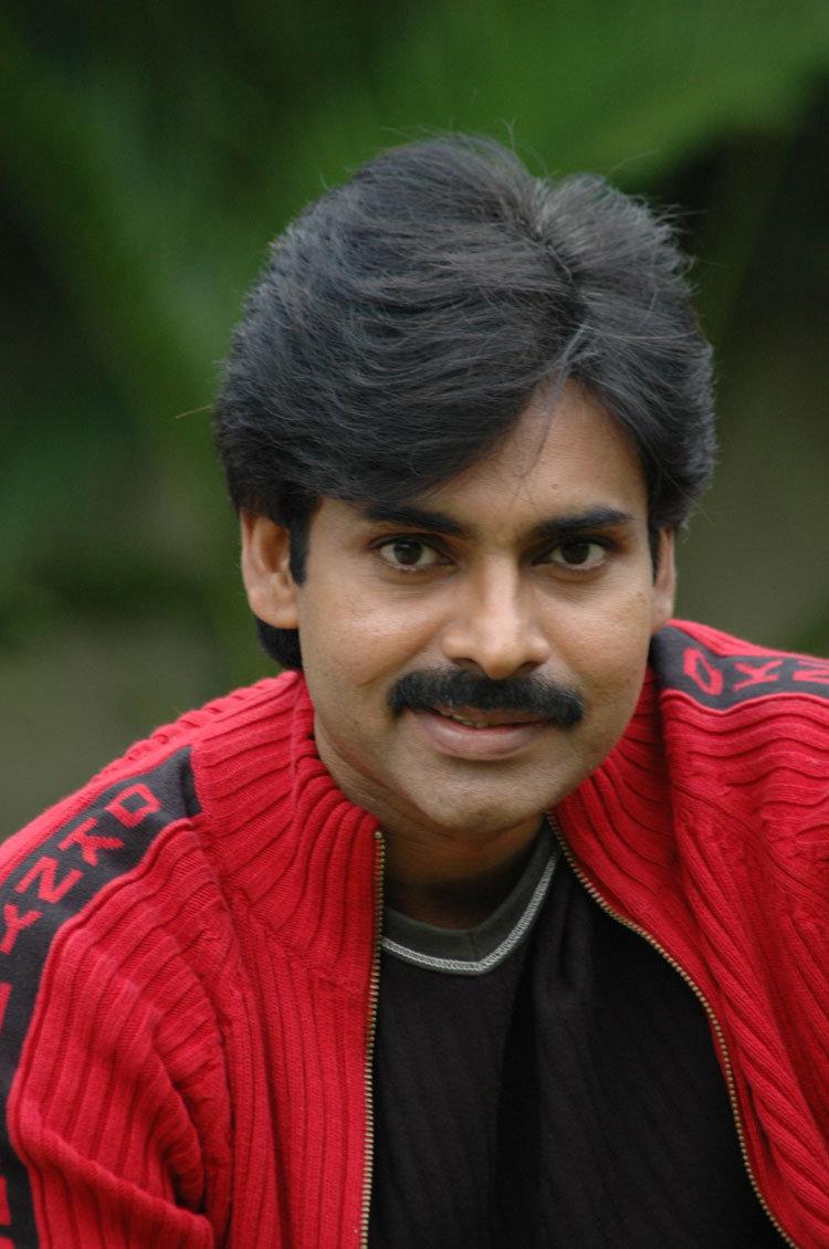 MadhumathiPSPK's tweet photo. 👉 #HBDJanaSenaniPawanKalyan 👈
@PawanKalyan
#Simple ga unnantha maathrana😌 #cinema ledu ani kadu😍
#balam ga unantha mathrana😌 #thopu ani kadu😎
Gelike varku #simham.kuda #silent ga ne untadi bayyah..!!🐅 https://t.co/3rfjdoKZUT