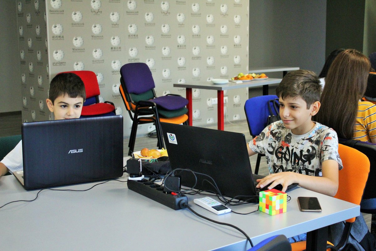 wikimedia_am's tweet image. Happy #KnowledgeDay ❤️

@WikiEducation @Wikimedia