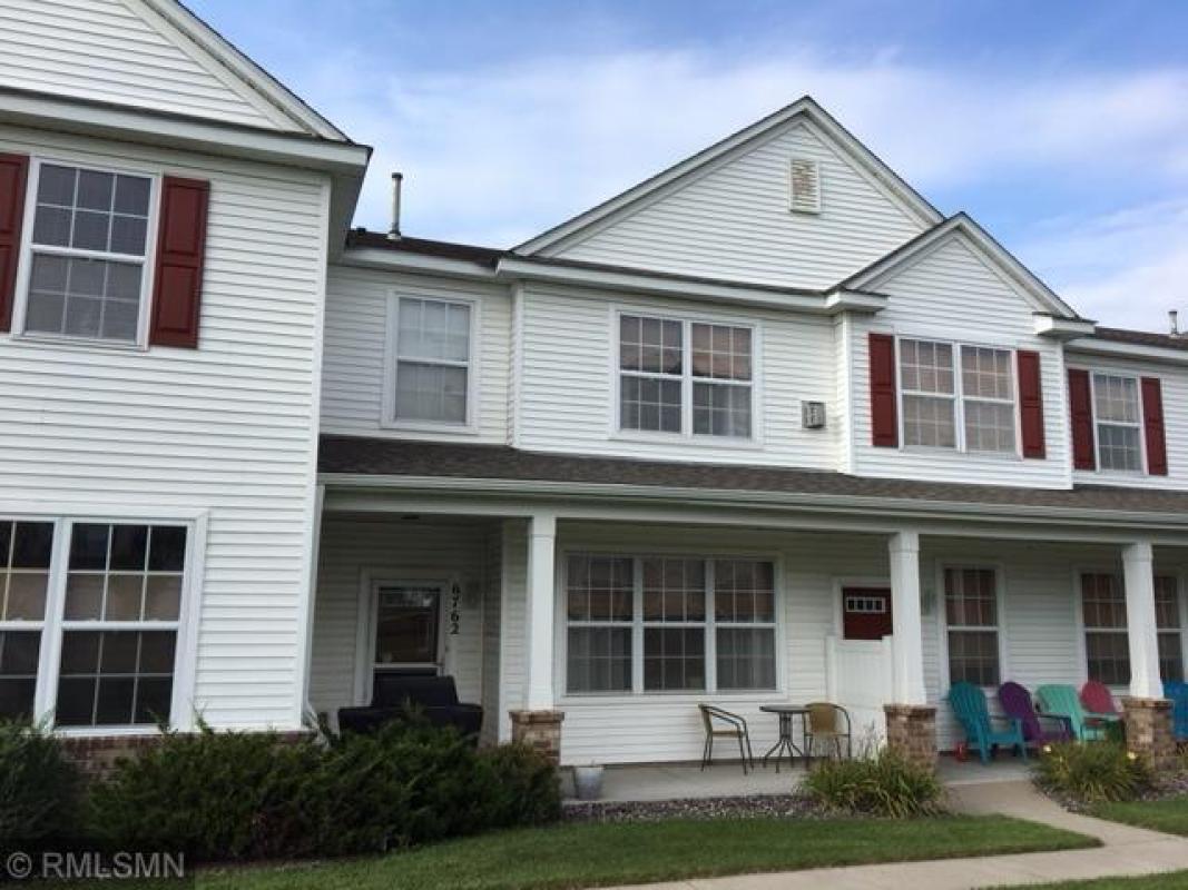 BHHS_NP's tweet photo. Do you know someone looking for a great #property in #MapleGrove?   #realestate https://t.co/UGdiAP6HNz https://t.co/xk9uT8YfK2