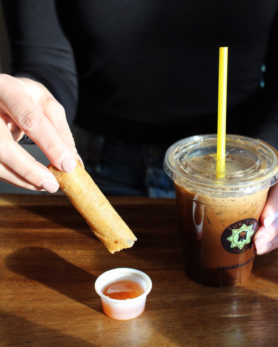 Dippin and Sippin on Saturday 💁🏻‍♀️