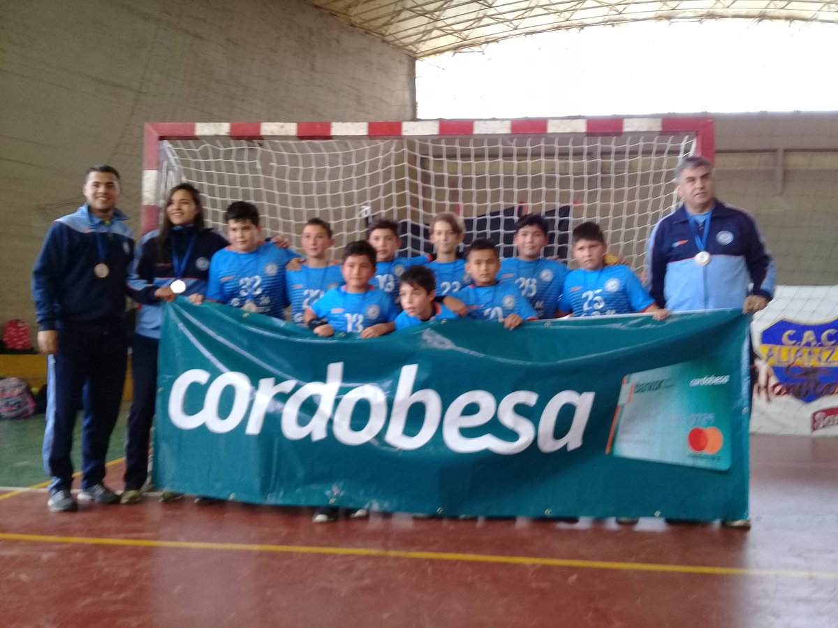 #Infantil2018 medallas 🏅para Defensa de Tandil, Salesiano, Chivilicoy y <a href="/HandballTupung1/">HandballTupungato_OK</a> gracias por participar en el Encuentro!! Buen regreso! 👏👏👏