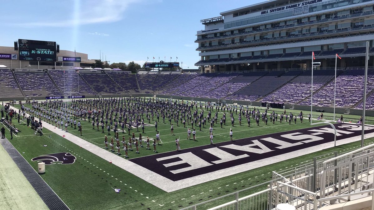 KStatePride's tweet photo. 110 from South Dakota. 
175 All-Star Marching Band. 
450+ Pride of Wildcat Land. 
#BandFamily
#HalftimeHype https://t.co/sFYbv3YX5l