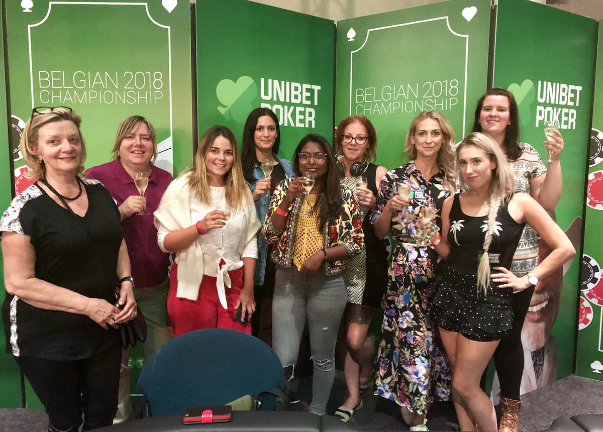 baltic_blonde's tweet image. Final table hype! 💃💃💃 #QueenRules Ladies Event in Belgium 👑