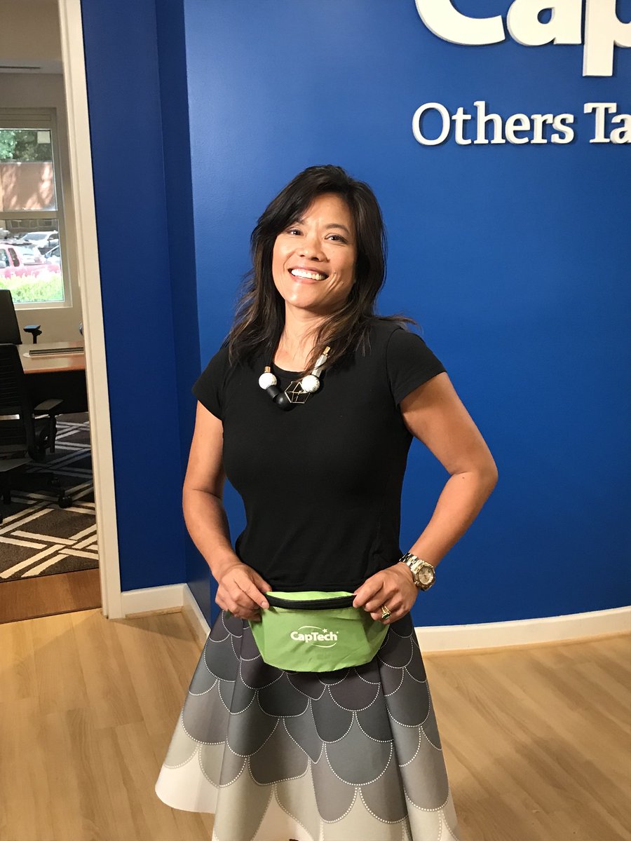 nerdboutique's tweet photo. @CapTechListens others wear purses, I wear fanny packs https://t.co/BMOL9UypKF