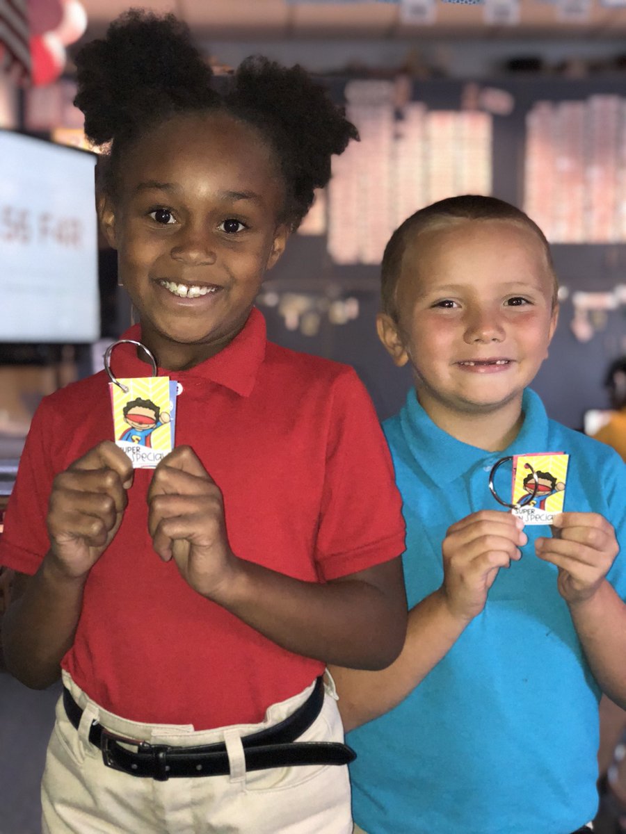 MrsWitmersClass's tweet image. Bragging about our great behavior and academic choices. @miltonhershey @MHPrincipals #superinsecond