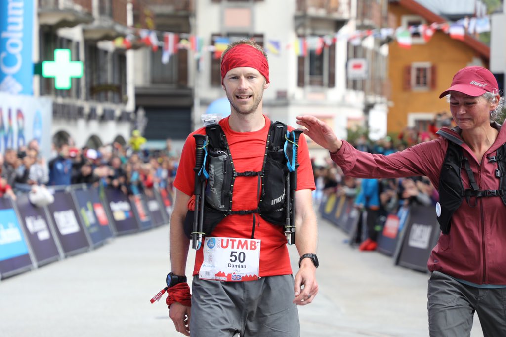 iRunFar's tweet photo. Damian Hall (@inov_8) of the U.K. takes fifth at #UTMB 2018 in 22:35:13. https://t.co/9eGaJlktoc