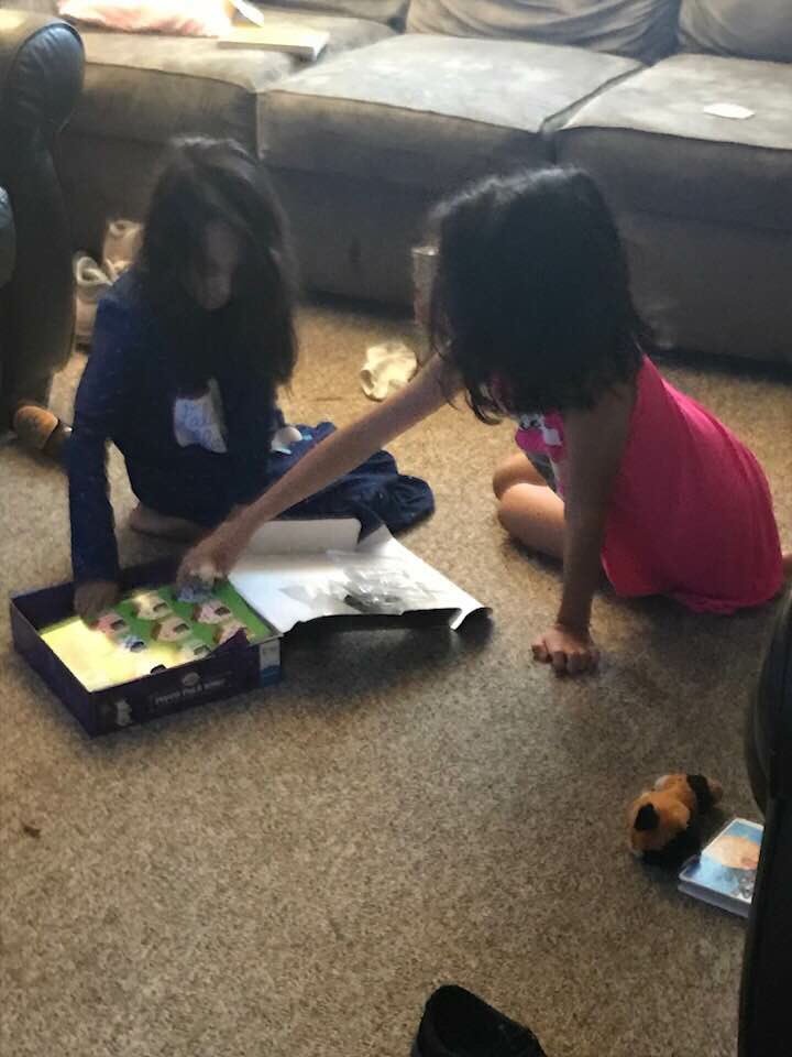 Tamhicks10's tweet photo. From a model parent - Kindness is helping clean up after we’re done playing #modeliskind #bekind21 @ModelElementary @BTWFoundation https://t.co/NGHd04MT2j