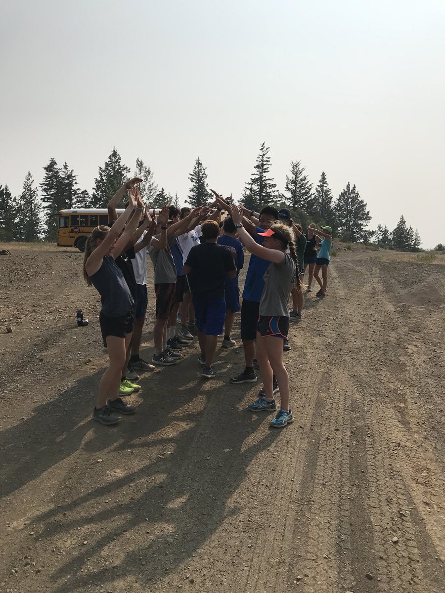 WWdistance's tweet photo. Great time with some great kids in the mountains.  Finishing things off with 3 miles uphill.  Way to go!! https://t.co/VJ5BhFhG87