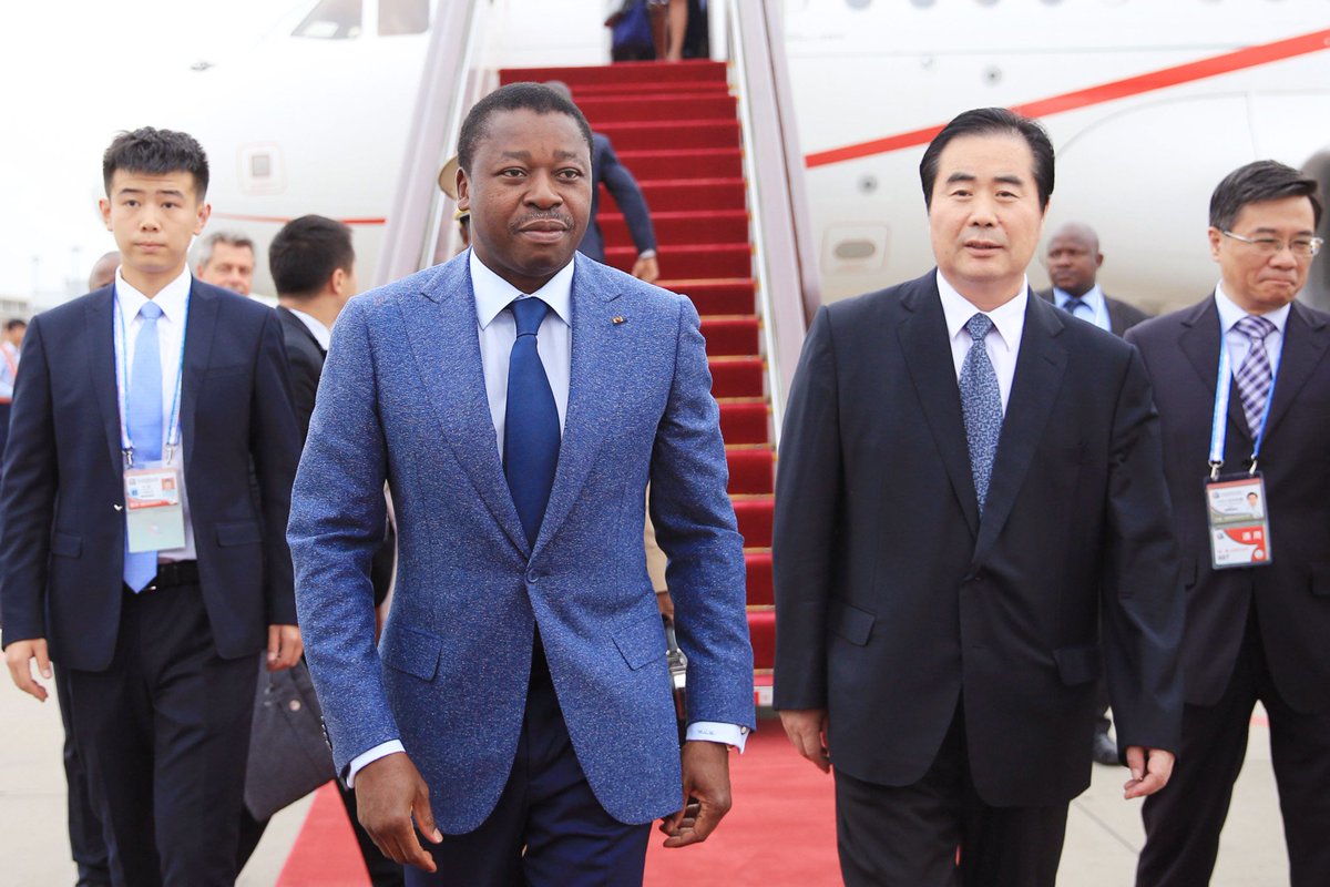 PresidenceTg's tweet photo. #prtg 
#FOCAC 

Le chef de l'Etat SEM Faure E. Gnassingbé est arrivé à #Pékin ce jour.
Il prendra part au 3ème sommet du Forum sur la coopération sino-africaine les 3 et 4 septembre, et présidera le forum d'affaires du Togo à #Hangzhou le 7 septembre.

#FOCAC2018 https://t.co/Xxk6eHlkM2