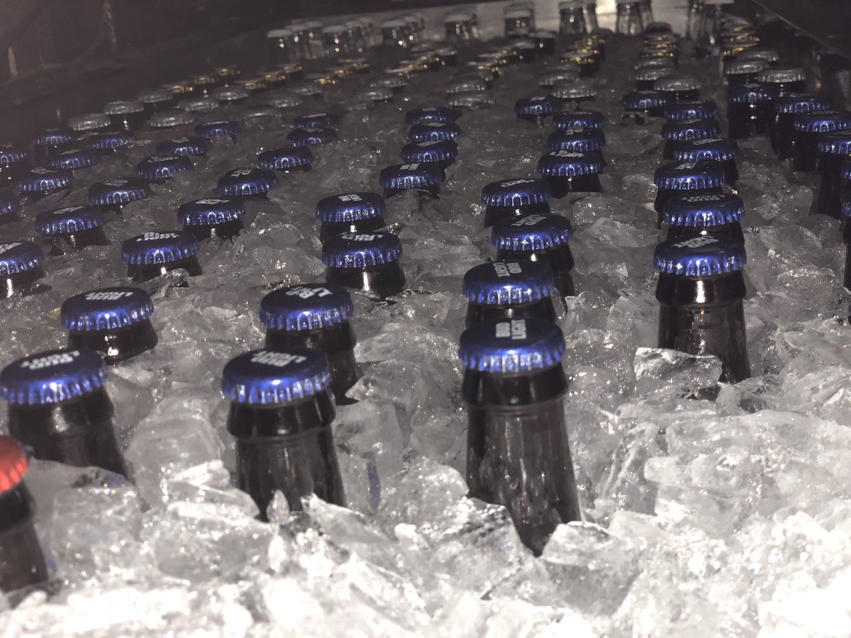 JohnBrewers's tweet photo. You look like you need a cold one.
Retweet to pass your followers an ice cold beer!
@budlight #johnbrewerstavern #malden #waltham #boston #coldone #coldones #beer #brews #brewers #budlight #dillydilly #dilly #thatwasacoldone #icecoldbeer #beers #icecold #summer #august #jbt https://t.co/29BEPDaY2x