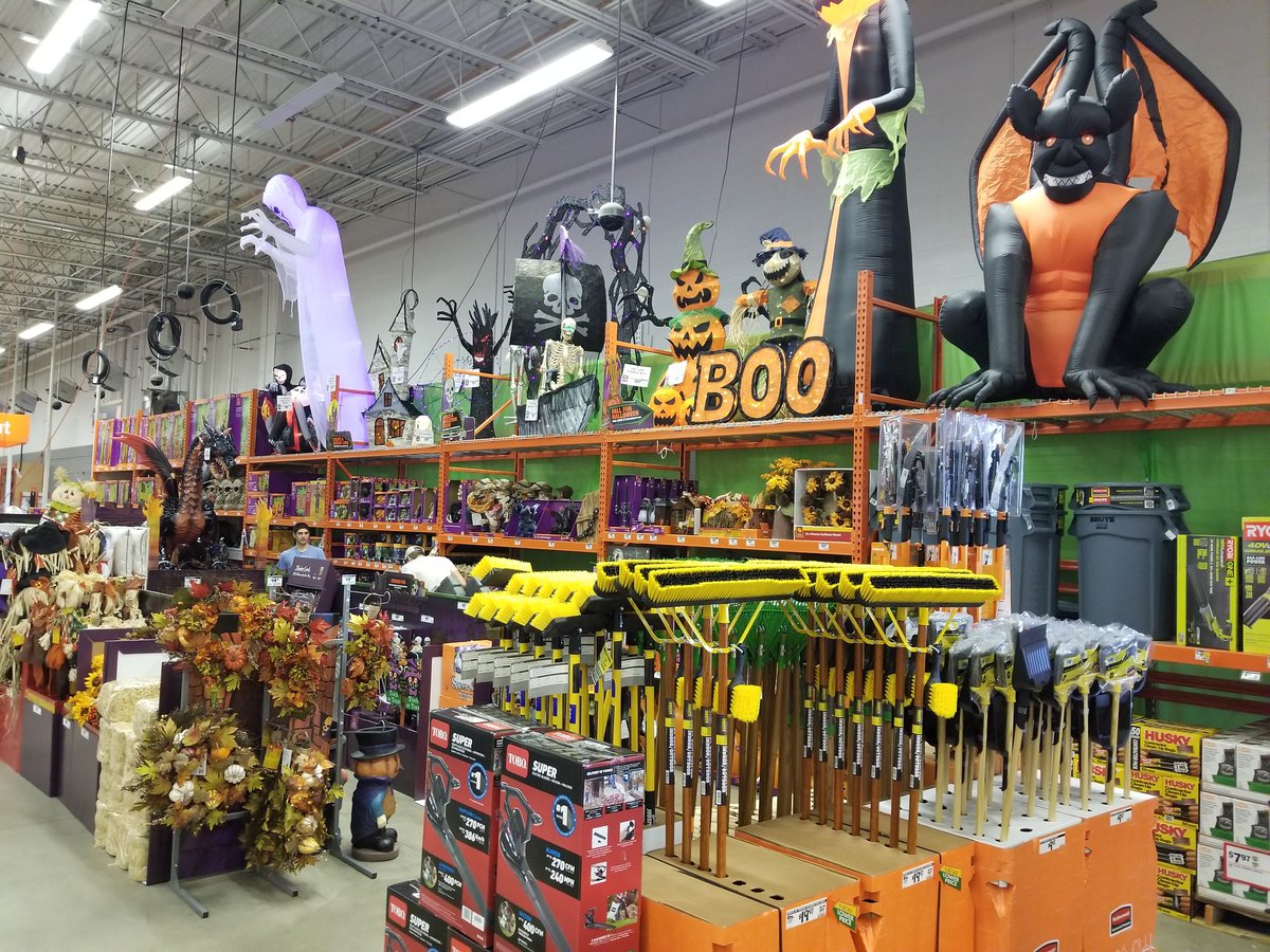 Hanging out with my Shelby family on this fine Sept 1st!! <a href="/THDShelby/">Shelby Home Depot</a>