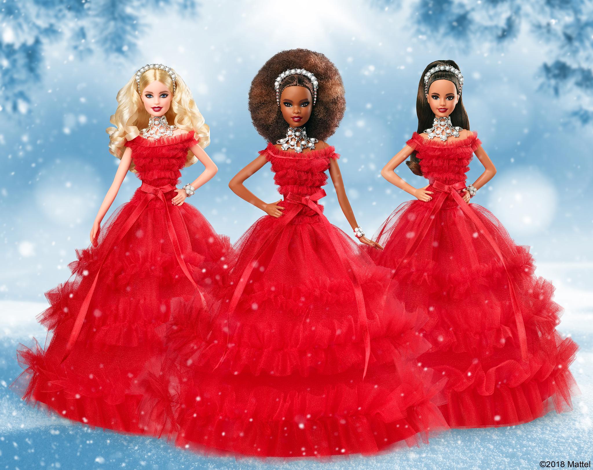 Eik gewoontjes Nutteloos Barbie on Twitter: "We're celebrating the 30th anniversary of the Holiday # Barbie Doll by paying homage to the original! Dressed in an elegant red  gown &amp; accessorized with 30 pearls, the 2018
