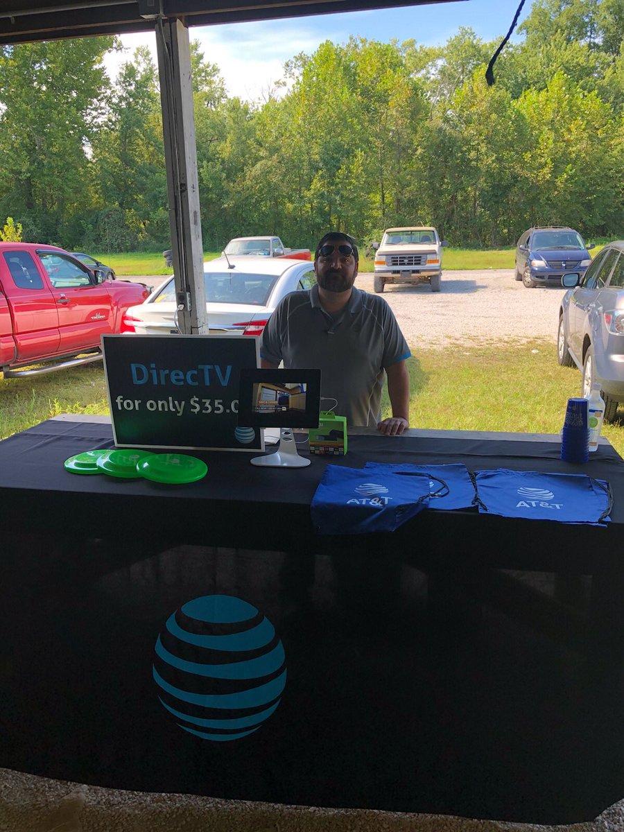 See Aaron and Chad at the milton flea market. They have free phones and free roku!!!  They also have a $200 switcher promo
