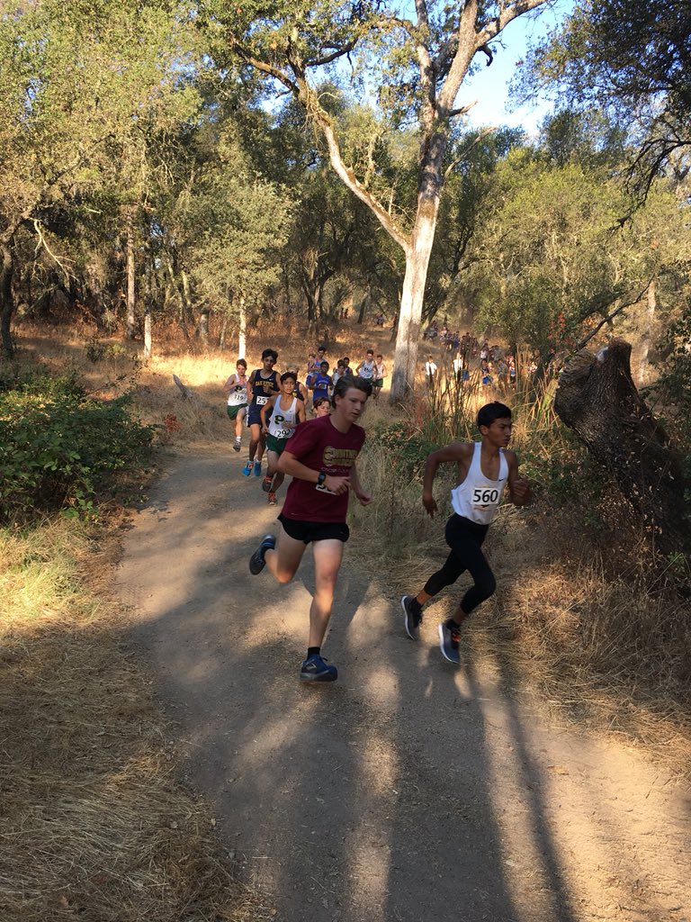 WhitneyDistance's tweet photo. Our own Sierra Invitational is up and running right now! https://t.co/anQzLUMI8B