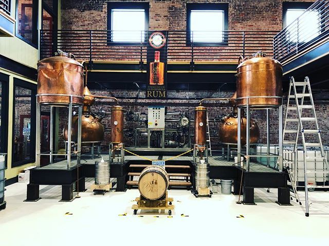 Bourbonrcom's tweet photo. Check out the new Seelbach’s Inside The Distiller With Richland Rum. Link in profile! #rum #rumcurious #craftdistillery #distilling #singleestate https://t.co/Tj0oZaaoqS