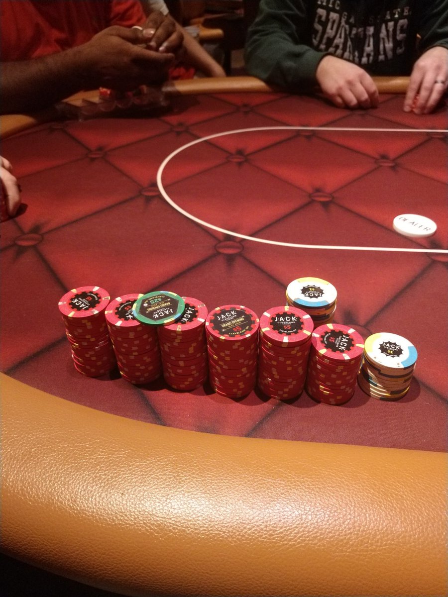 WMGbutchy's tweet photo. The heater is real. Booked win 5 in last 7 sessions. In for $165 out for $633. #vegasbound #SunRunning https://t.co/iKRoN856CV