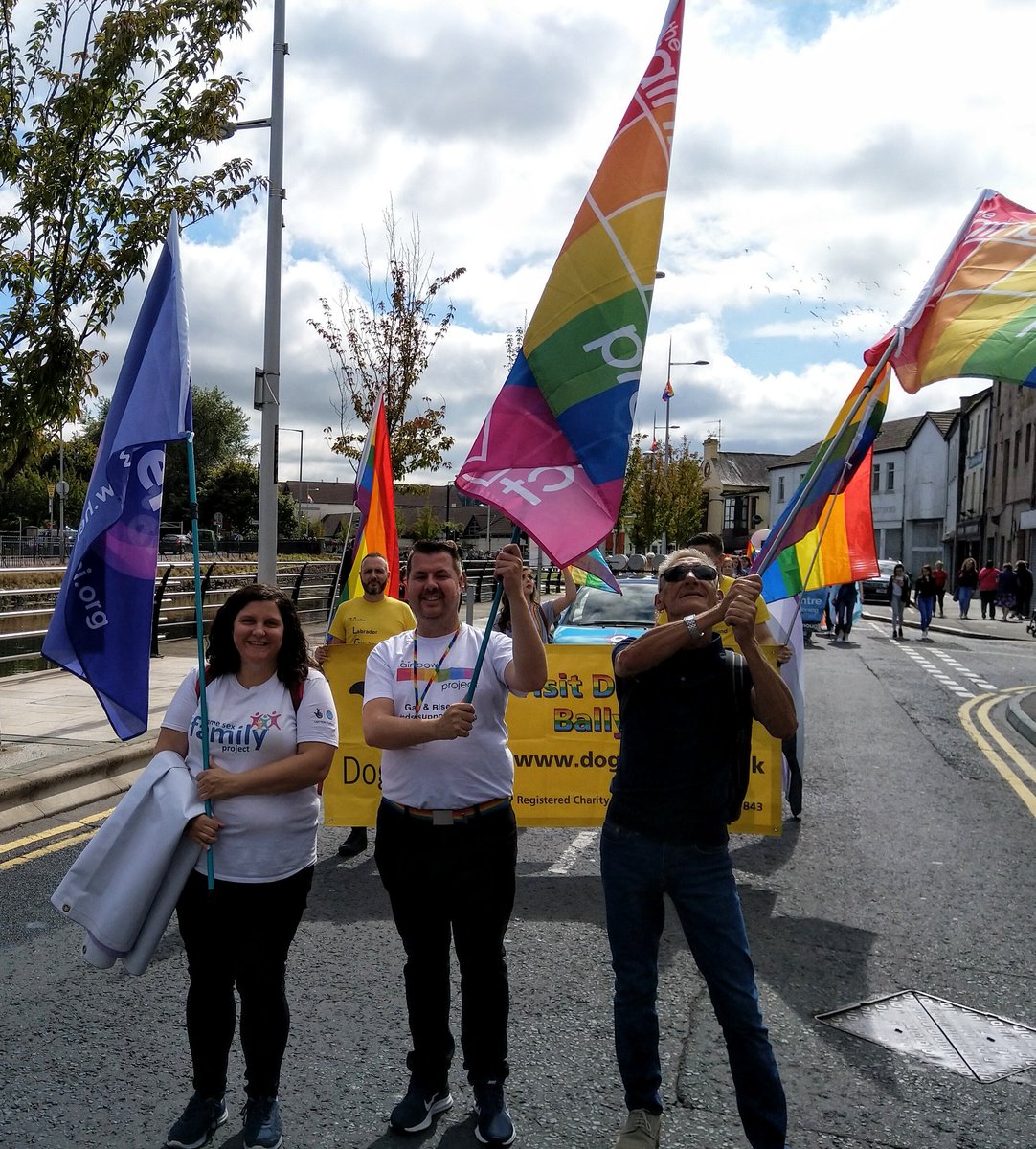 prideinnewry's tweet photo. The Rainbow Project bringing plenty of colour and energy to the parade today.
#PrideinNewry #ComeOutforChange https://t.co/Sd1tQzYRgC