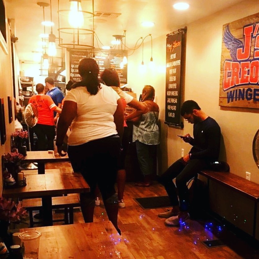 omarLduncan's tweet photo. J's CREOLE WINGS and J's BEER GARDENS 1700 N. Claiborne PLACE YOUR ORDER BY PHONE 504-309-9444 - OPEN UNTIL MIDNIGHT - #wegoodbaby FREE - WAYWARD OWL - Pint Glass with a purchase of WINGS &amp; BEER!!! https://t.co/eSBKpeoJwI