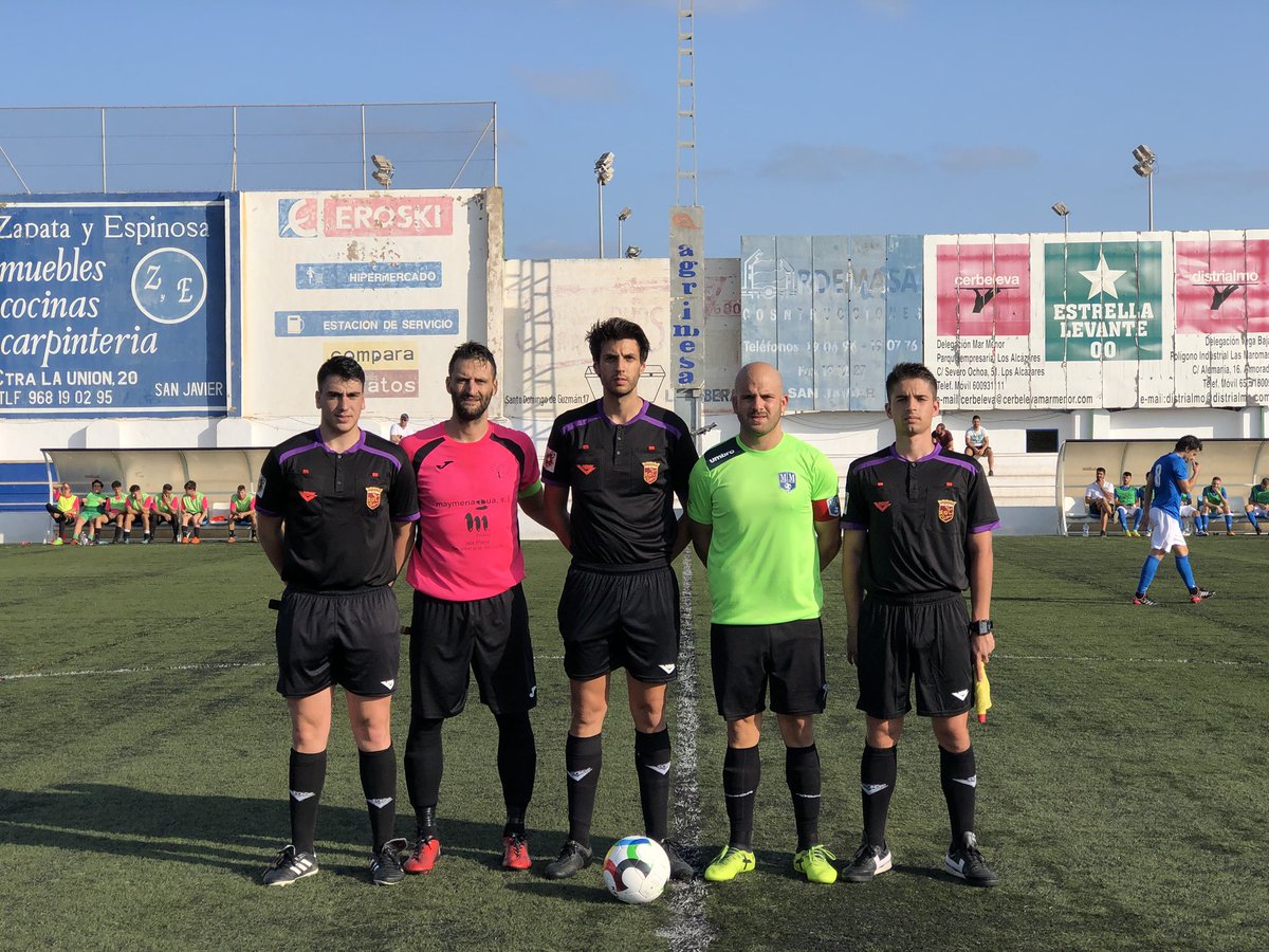 #PREFERENTE | ⏱1’ | ¡AAAAARRANCA EL PARTIDO! ¡Comienza la andadura en #Preferente para nuestro filial! ¡Vamos chicos! #HastaElFinal #FuerzaYHonor 💙⚪️

@marmenorfc 🆚 <a href="/CdBalaAzul/">C.D. Bala Azul</a>