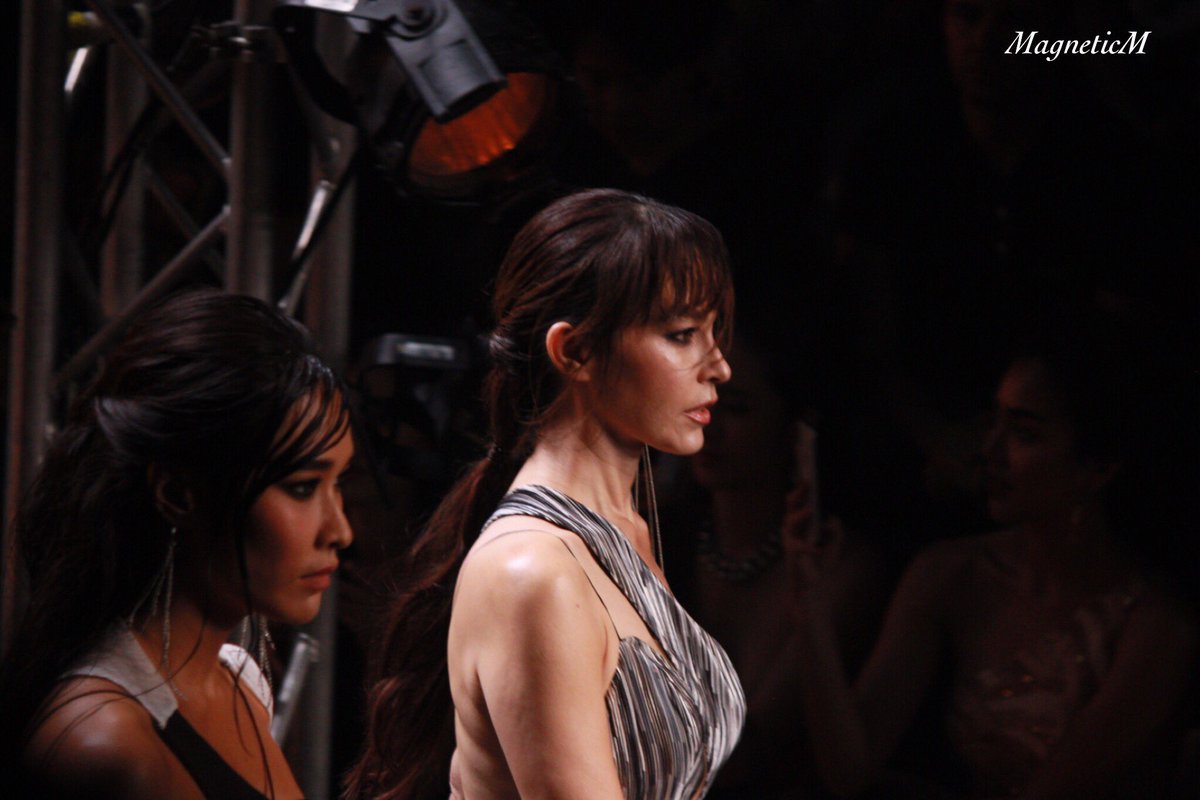 dekuzmmm's tweet photo. ดีทั้งคู่😍😍 #marshairis #ploycherman #ellefashionweek2018 https://t.co/0MXvwNRB1U
