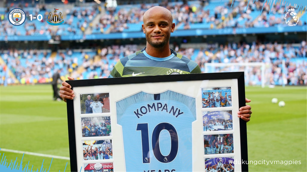 mancityIndo's tweet photo. 📸 #Kompany10 https://t.co/3dGgNwys5i