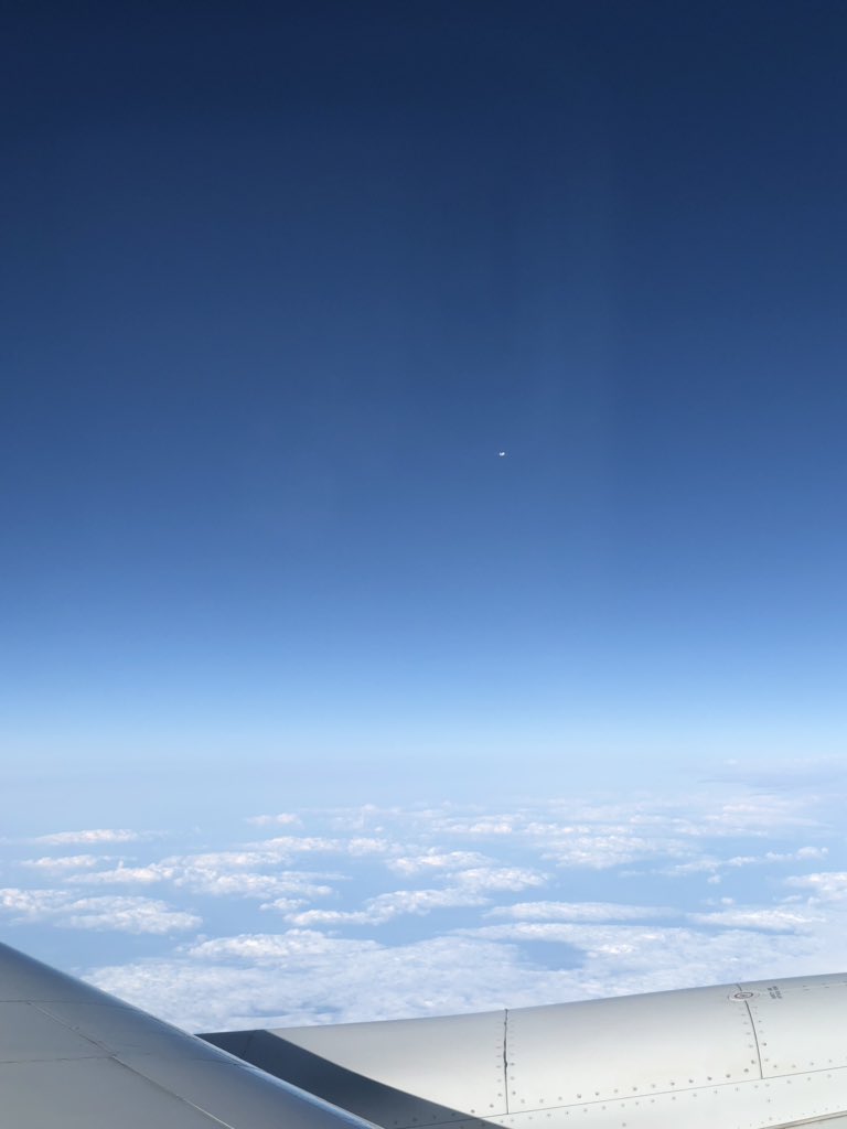 jappy87's tweet photo. Hello #qr28 from #qr274 thnx for the wifi @qatarairways https://t.co/60nPl4H4ig
