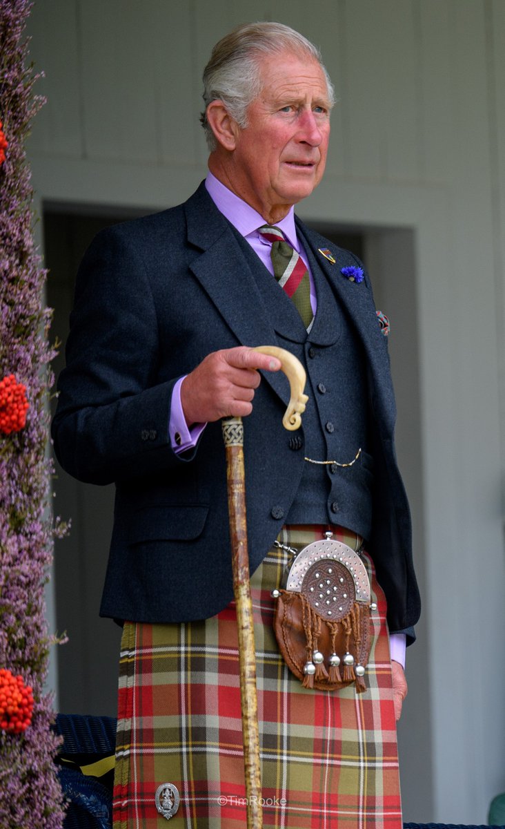 royalfocus1's tweet image. The Queen and Prince Charles The Duke of Rothesay at the 203rd annual #BraemarGathering #Royal #Scotland #Highlands