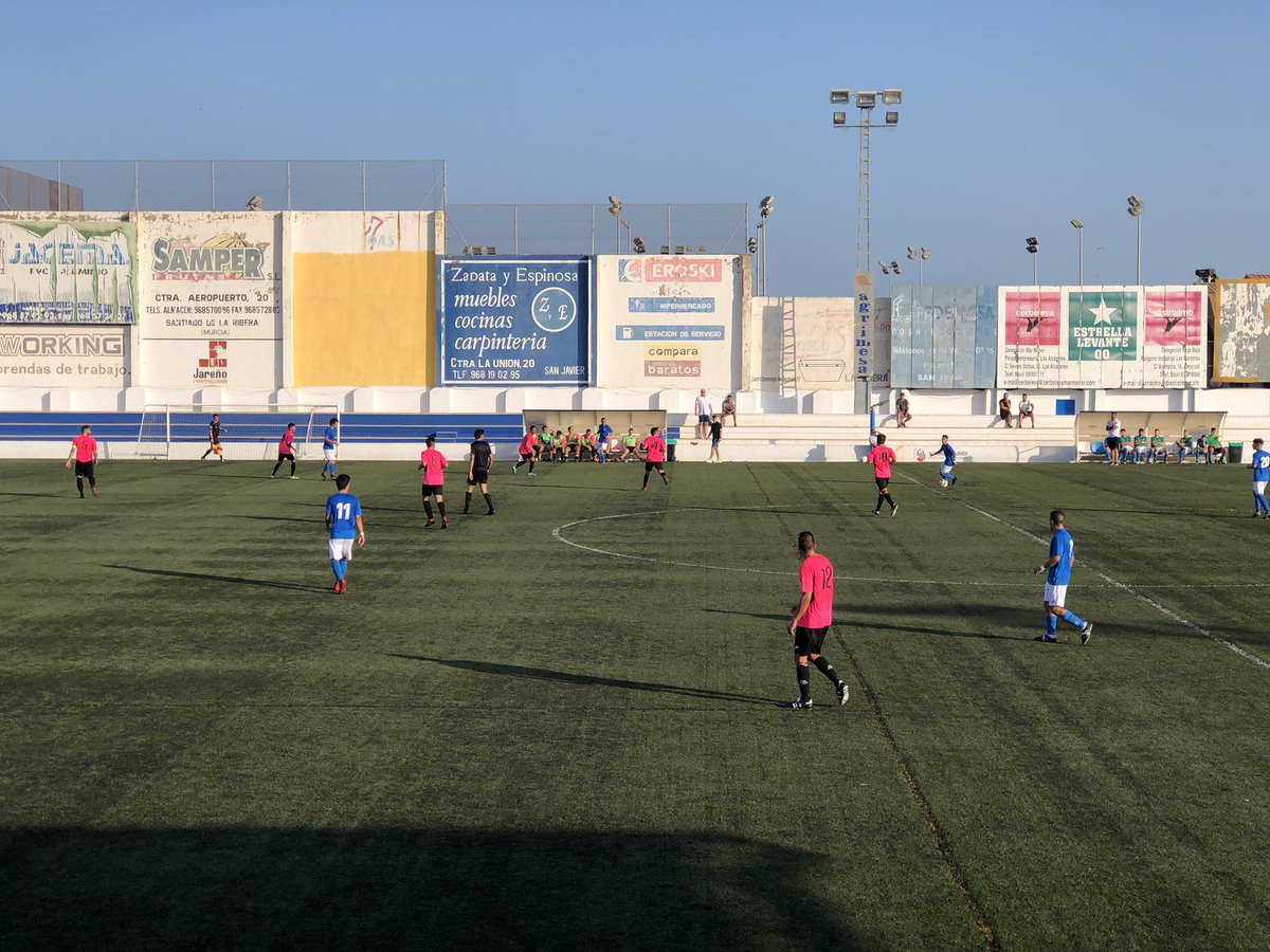#PREFERENTE | ⏱32’ | Pasamos la primera media hora de partido en El Pitín. Continúa el empate a 0 tantos. Partido muy disputado en estos primeros 30 minutos. Choque abierto. ¡Vamos azules! #HastaElFinal 💙⚪️