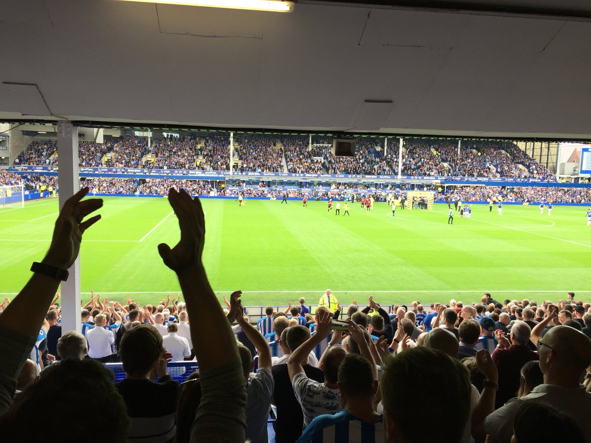 markhums1's tweet image. #htafc #utt #Everton #Efc