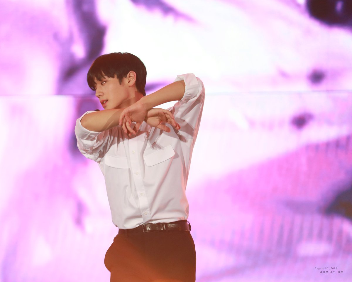 오빠미 ㅠ

#safetripbackhome
#조심해서돌아와요

#180830소리바다
#박지훈 #Parkjihoon #wannaone #워너원