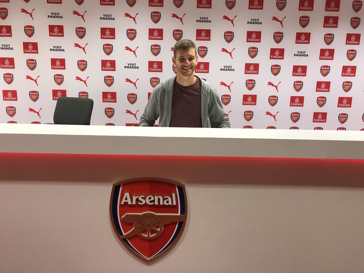 daniwrighty's tweet photo. Great afternoon with the bro doing the #afcstadiumtour 🔴⚪️ https://t.co/rgEI4ToKr2