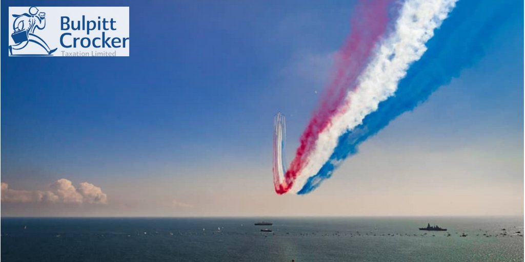 BulpittCrocker's tweet photo. Fantastic view of #BmthAirFest from Bournemouth beach today; it's a great day for it too. We here at Bulpitt Crocker certainly hope you're enjoying all the fun Bournemouth has in store this weekend. #Bournemouth #LocalBusiness #BournemouthBeach https://t.co/1P1NCFjApg