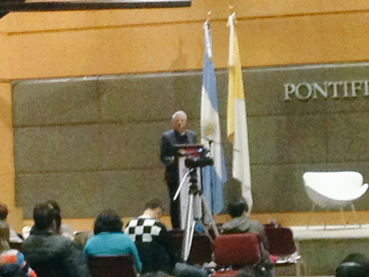 sridhartweet's tweet photo. Avner De-Shalit giving the Amartya Sen lecture on Cities Immigrants and value pluralism #senseofplace #hdca2018 @CapabilityApp @inclusion_UCA https://t.co/iPHDaOZD5F