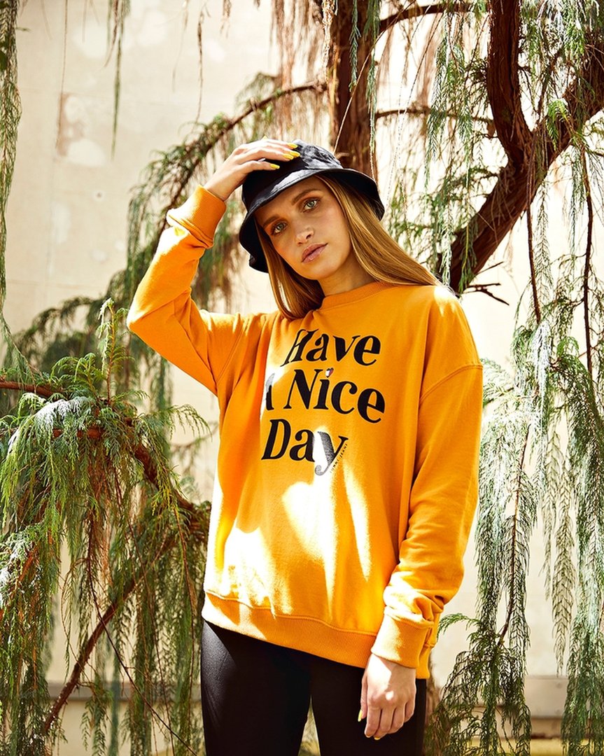 tommy jeans have a nice day sweatshirt