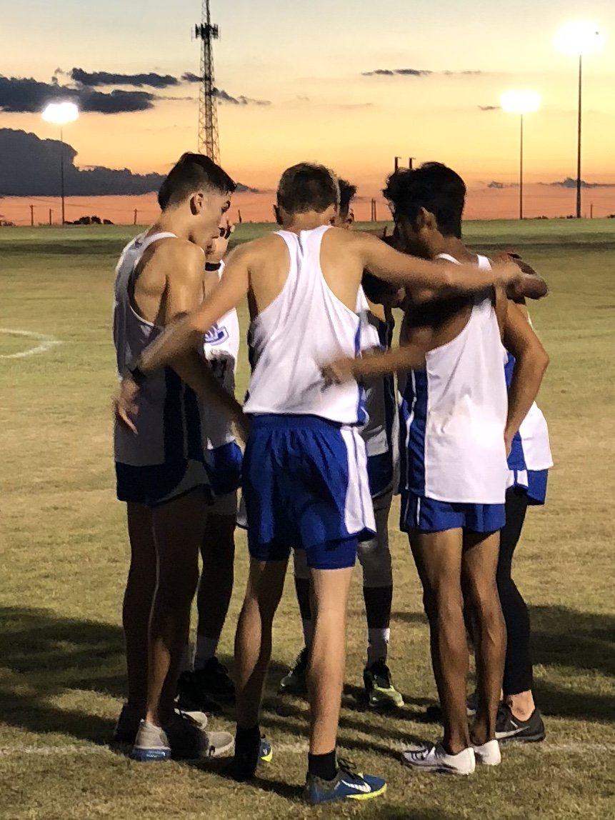 loborunners's tweet image. Lobo XC in action last night competing with a very talented collection of runners at the Chap Invitational. EVERY LOBO XC runner improved their time from last week&apos;&apos;s Vista meet. #incrementalgains @SchoolLehman @LehmanHighLobos