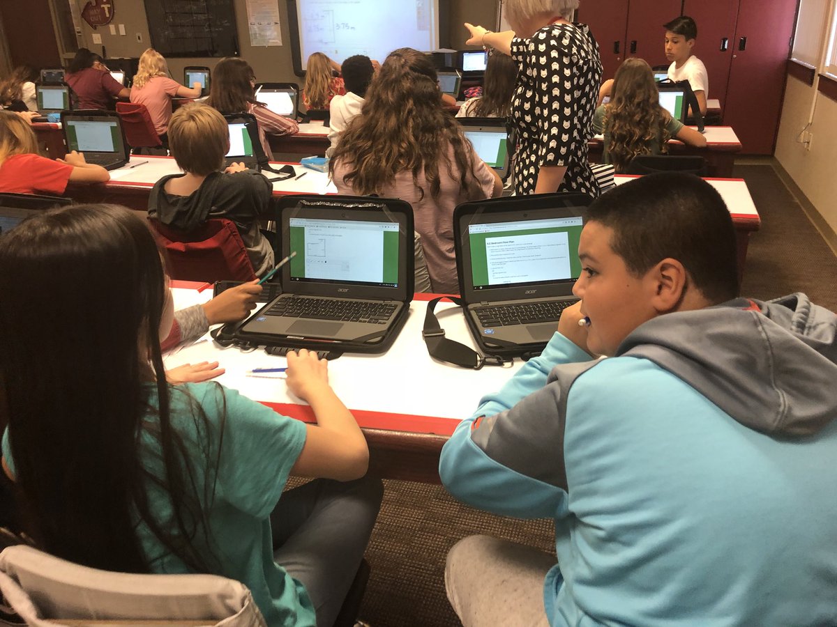 janamason3's tweet image. Mrs.Harman and her 7th grade BMS math students. #scalefactor#mathislife#firstyearteacher.