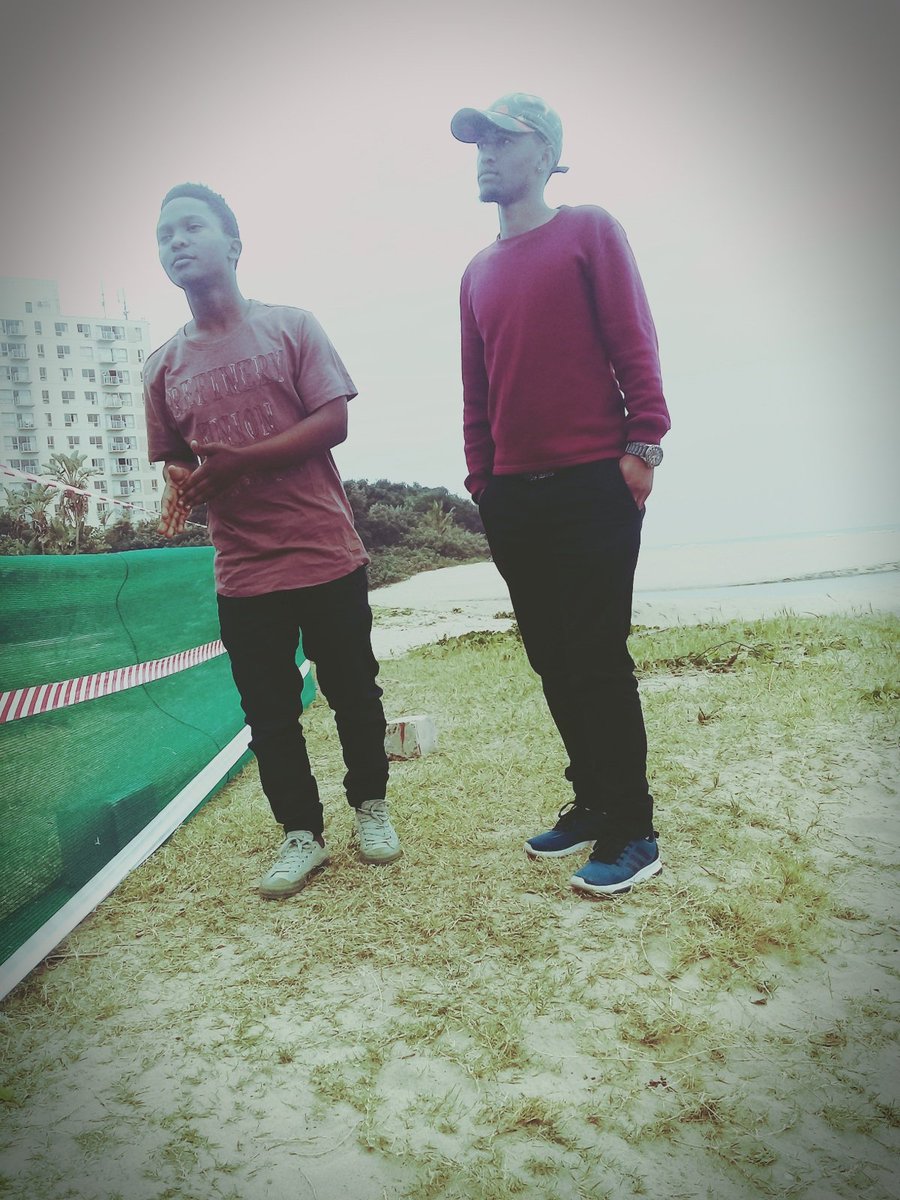 GqomNgane's tweet photo. Better things... https://t.co/Rb0yV86ZBS