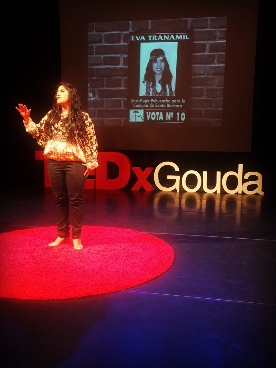 chautuileo's tweet photo. Wat een fijn publiek bij @TEDxGouda genoten van de geweldige reis om dit voor elkaar te krijgen. Dit is een moment om nooit te vergeten. Eeuwig dankbaar. Zoveel mooie feedback ontvangen #verlegen en toch ook #trots #wallsofconnection #tedxgouda https://t.co/jjLpZKiOl5