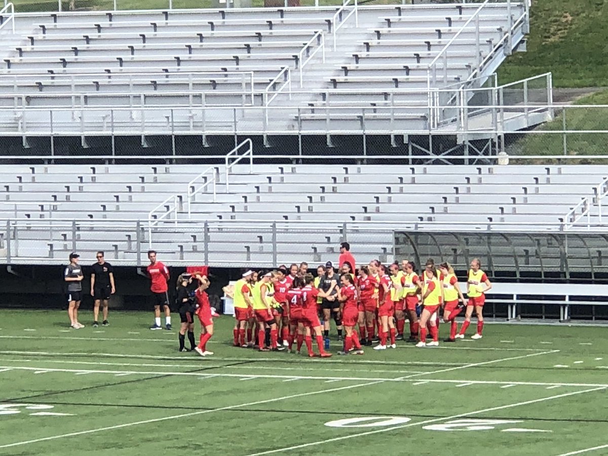 SachiVines's tweet image. #LetsGoRed❗️@RPIAthletics @RPIWS #RPIWS