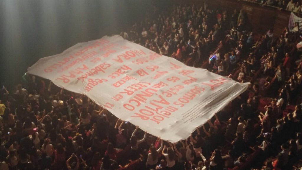 FCLaliMusicaLP's tweet photo. No te olvides de nosotros, fuiste sold out siempre que viniste! La Plata quiere #BravaTour @laliespos @LaliMusica 💓🎉🎶 https://t.co/Z9A0hA6BXq