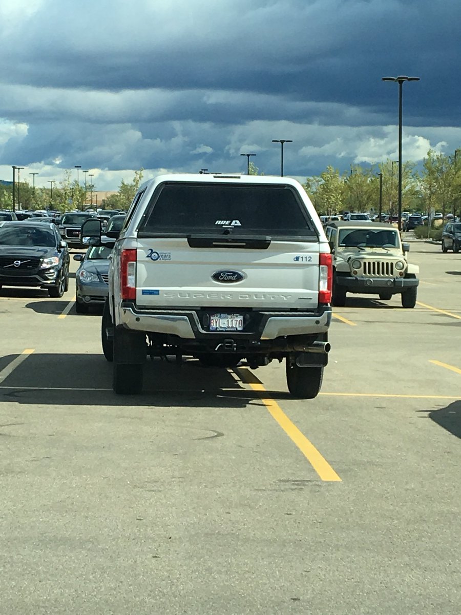kedahed's tweet image. Great park job. #4stalls